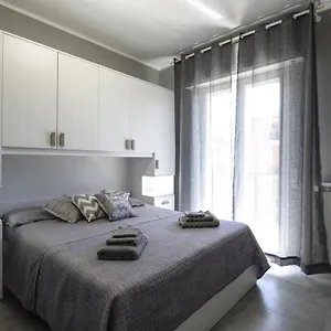  Appartamento Free Parking - 5 Stelle Elegante A 100 Mt Dal Mare